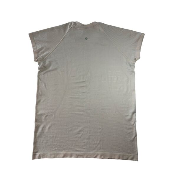 Lululemon Swiftly Tech Short Sleeve (Breeze) *Relaxed Fit Size 14 BLISSFUL PINK - Picture 3 of 4